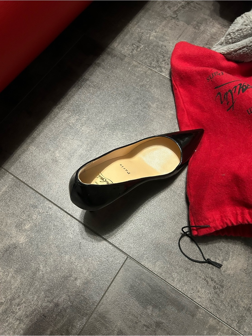 Louis Vuitton Black Patent Pointed Toe Pump